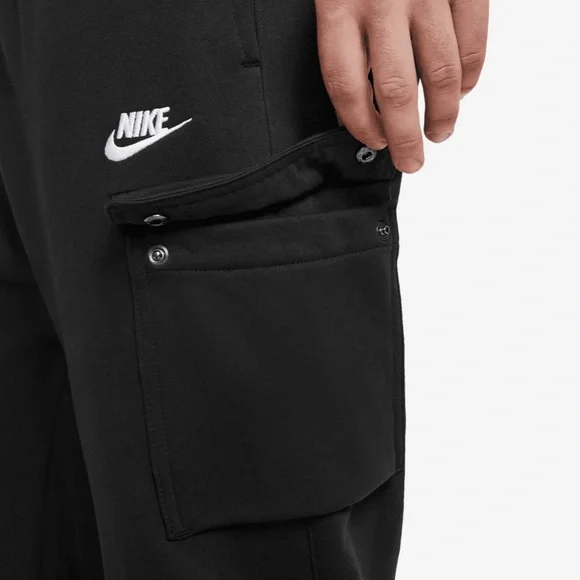 NWT Nike Sportswear Club Fleece Cargo Joggers/Sweat Pants - Picture 5 of 8